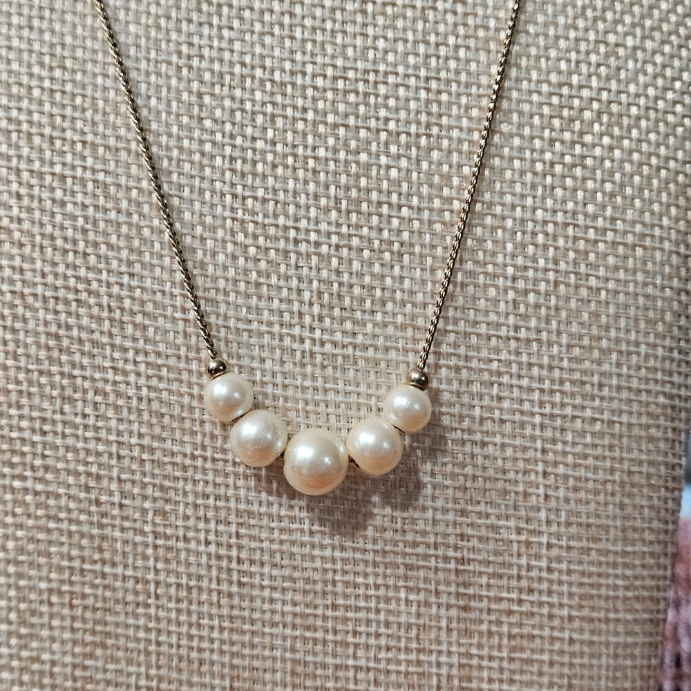 Avon 1981 Opulent Collection Opulant Glow Necklace with Box 18"